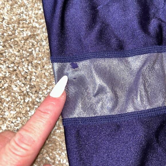 Fabletics leggings navy blue inside pocket pull on reflective calf stripe SZ SM - Picture 7 of 8